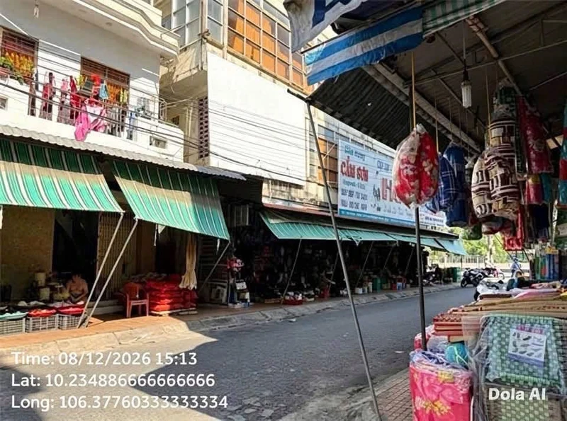 Bán nhà lầu góc 2 mặt tiền, 72m², 6 tỷ, Bến Tre