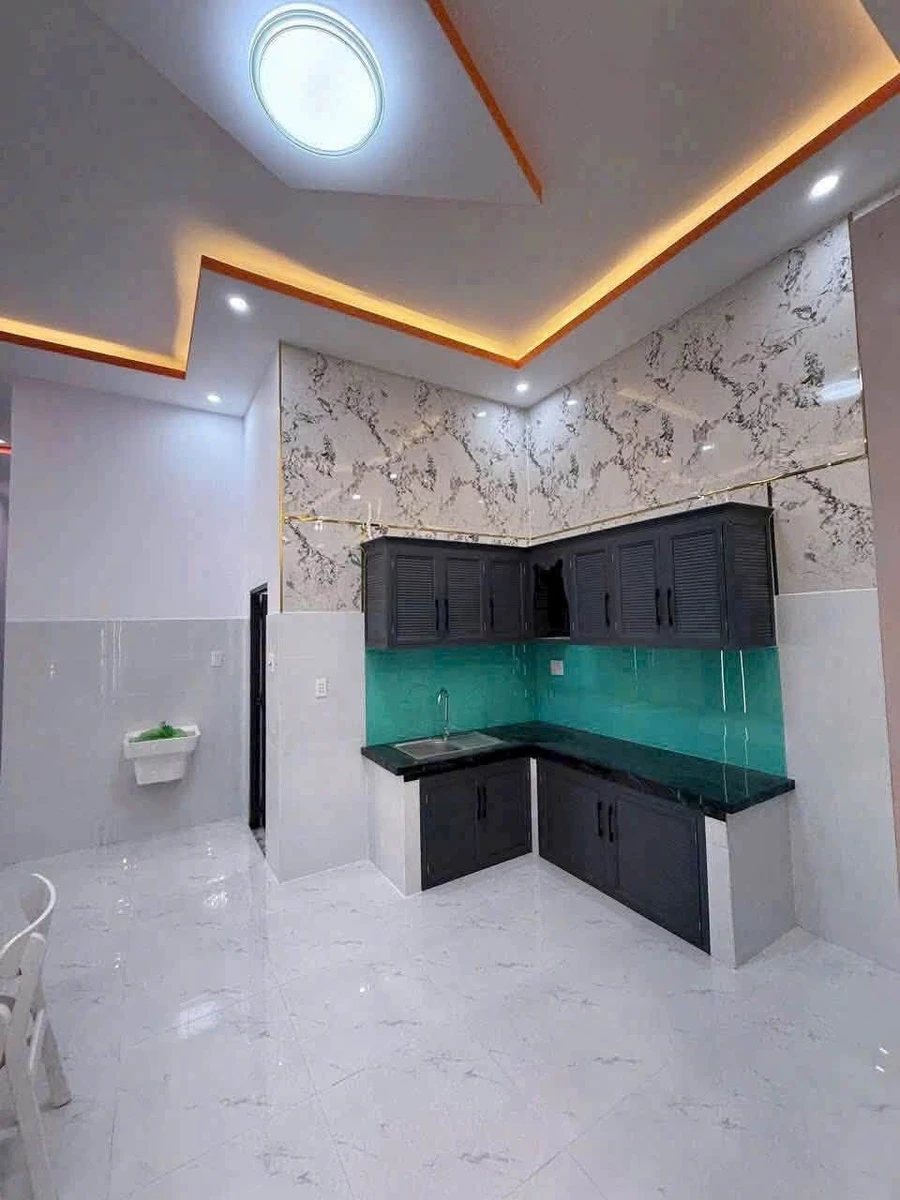 Bán nhà hoàn công 150m2, 3PN 4WC, xã Rạch Kiến, Cần Đước, Long An, giá 1,8 tỷ - Ảnh thu nhỏ 2