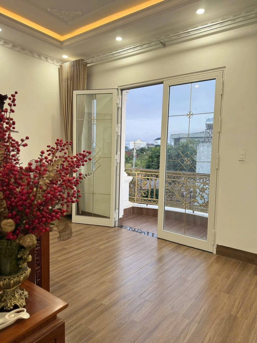 Bán nhà 3 tầng 74m² Trần Quý Cáp Quận 1, 6 tỷ 2 - Ảnh thu nhỏ 4