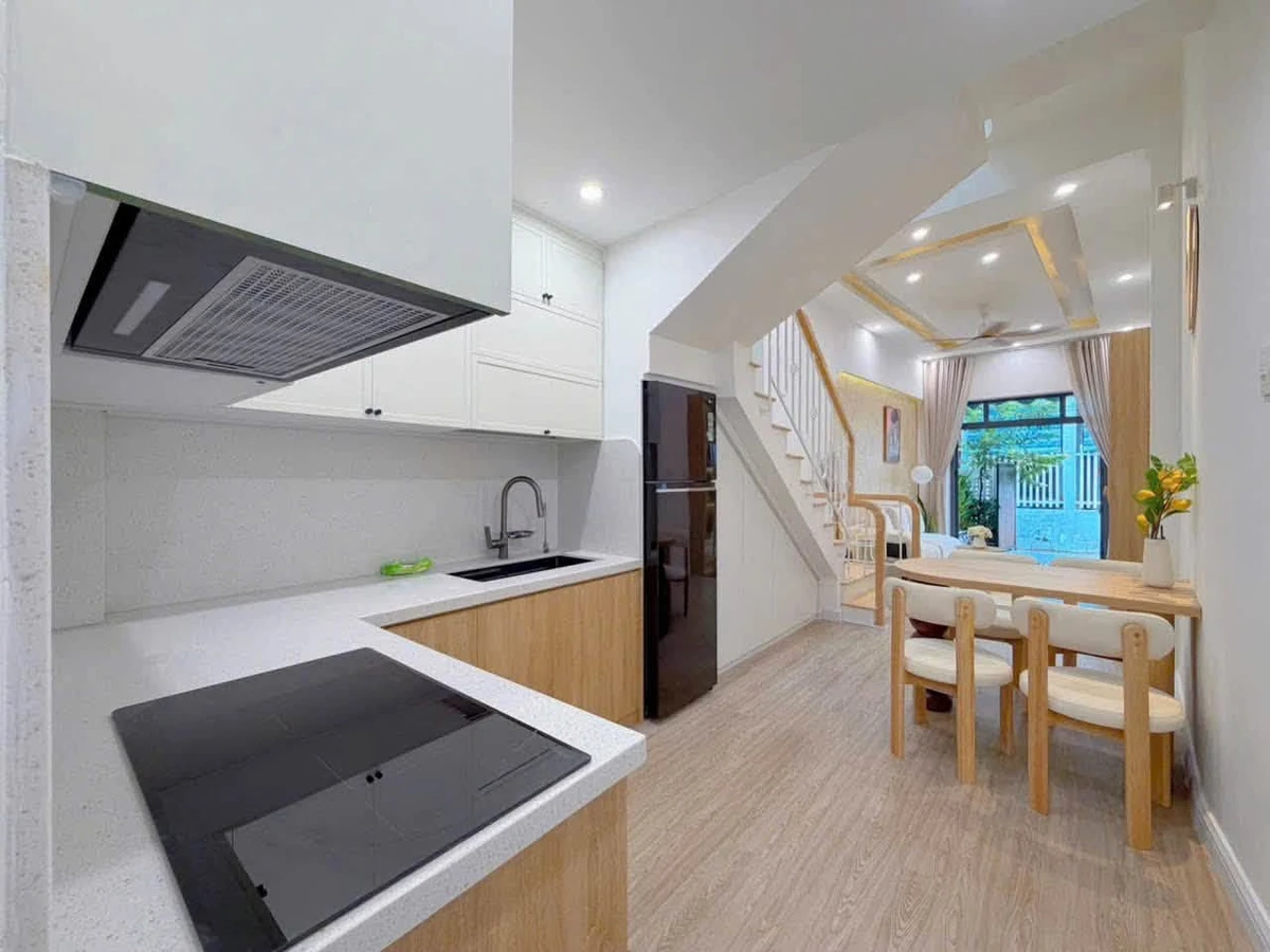 Bán nhà 130m² 3 phòng ngủ gần biển Đà Nẵng - Ảnh thu nhỏ 2
