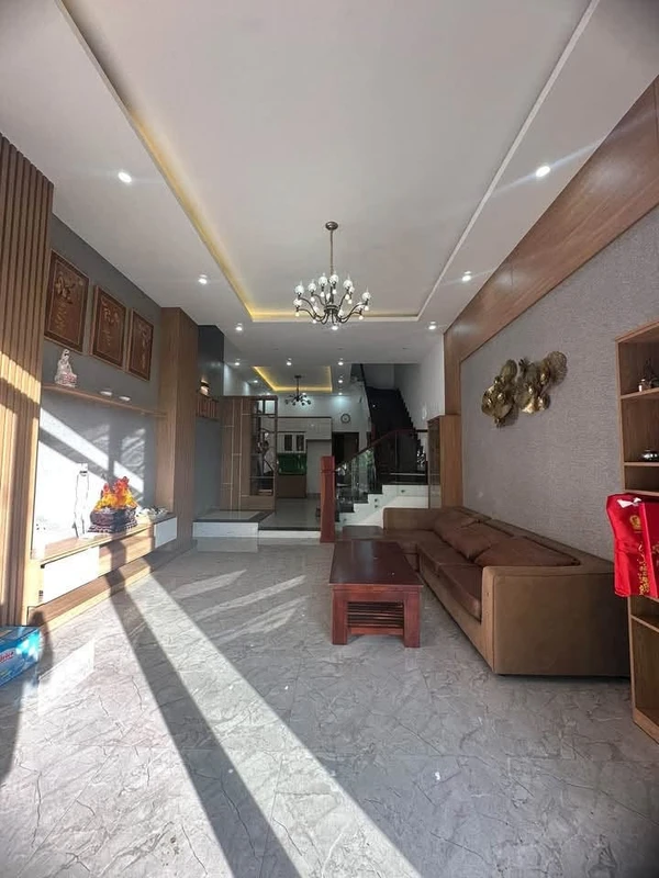 Bán nhà 3 tầng 90m² 4PN Hà Huy Tập Buôn Ma Thuột