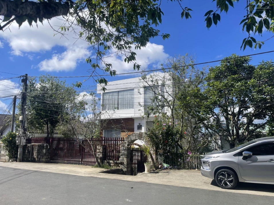 Bán 970m² lõi du lịch Đà Lạt, gần Hồ Xuân Hương 200m ra Dalat Palace, phù hợp xây Ksan 60-80P - Ảnh 1