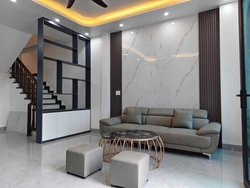 Bán nhà 3 tầng mới xây 42m2 ngõ phố Tản Đà, Phường Hải Dương, giá 1,8 tỷ