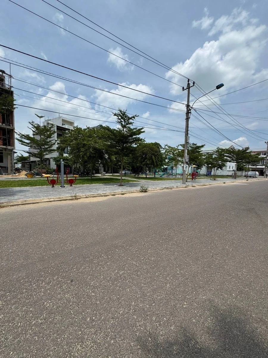 Bán nhà mặt tiền 101m2, 1,5 tầng gần Nguyễn Thị Định, Phường Quy Nhơn Nam - Ảnh thu nhỏ 2