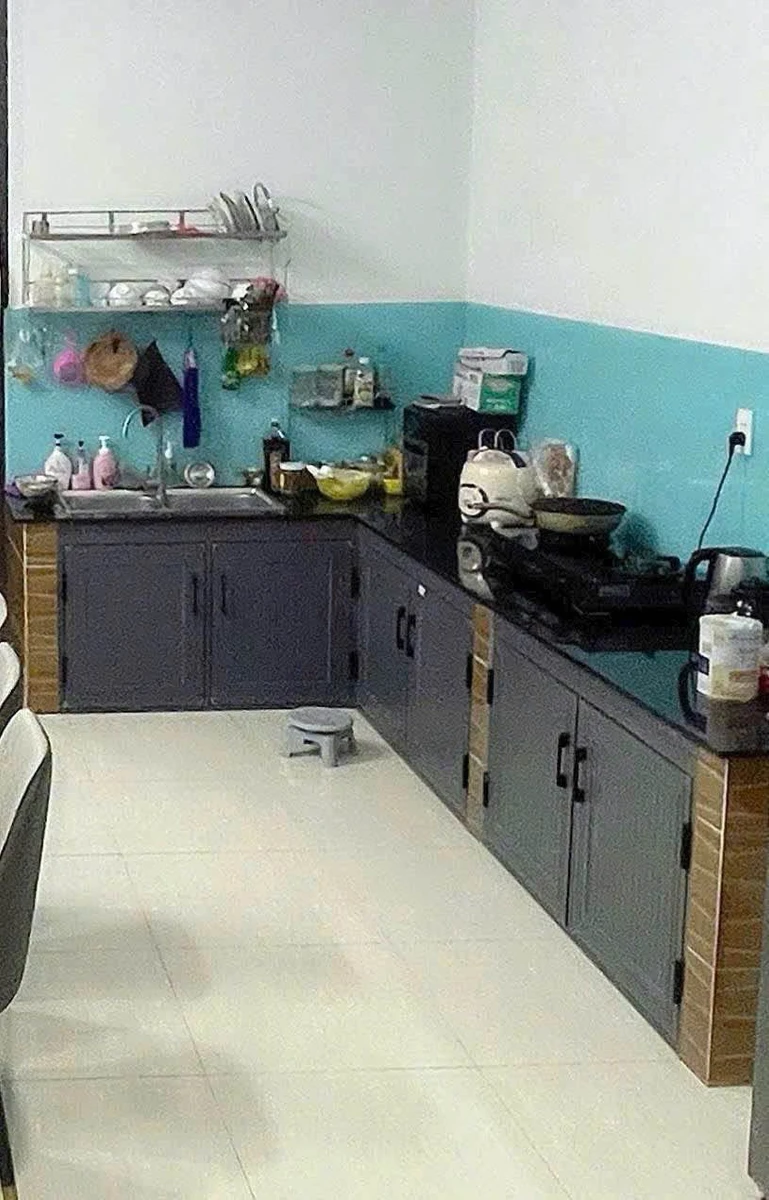 Bán nhà 1 trệt 1 lầu Tân Bữu Bến Lức 99m² 3 phòng ngủ - Ảnh 1