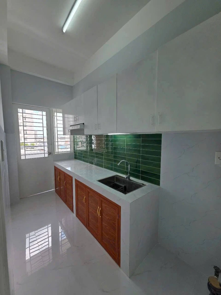 Bán căn hộ góc chung cư Phú Thọ 60.8m2, 2PN 2WC, sổ hồng riêng, giá 3,75 tỷ, Quận 11 - Ảnh thu nhỏ 2