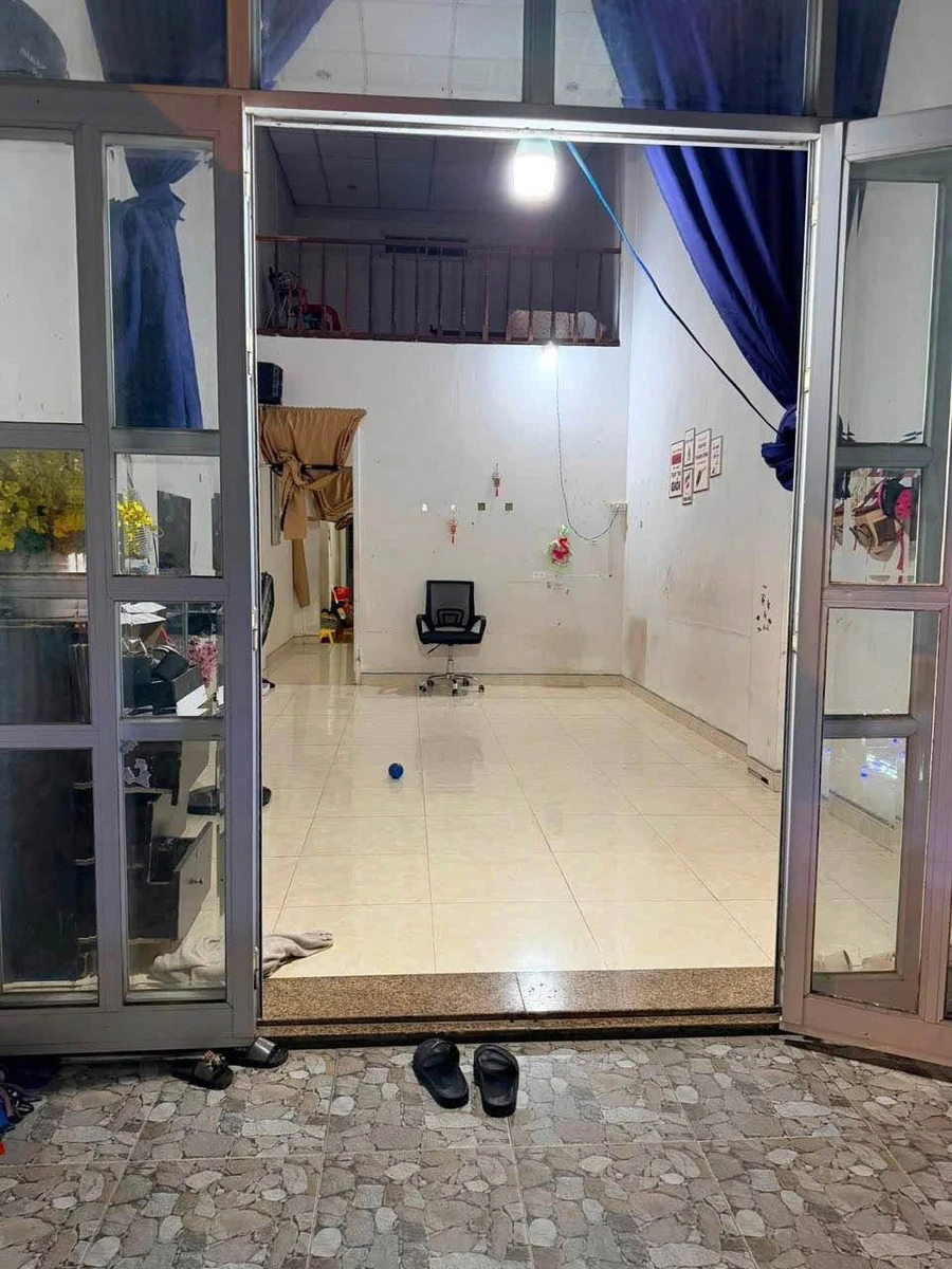 Bán nhà hẻm 64m2 Nguyễn Thái Học Quy Nhơn 2 tỷ - Ảnh 1
