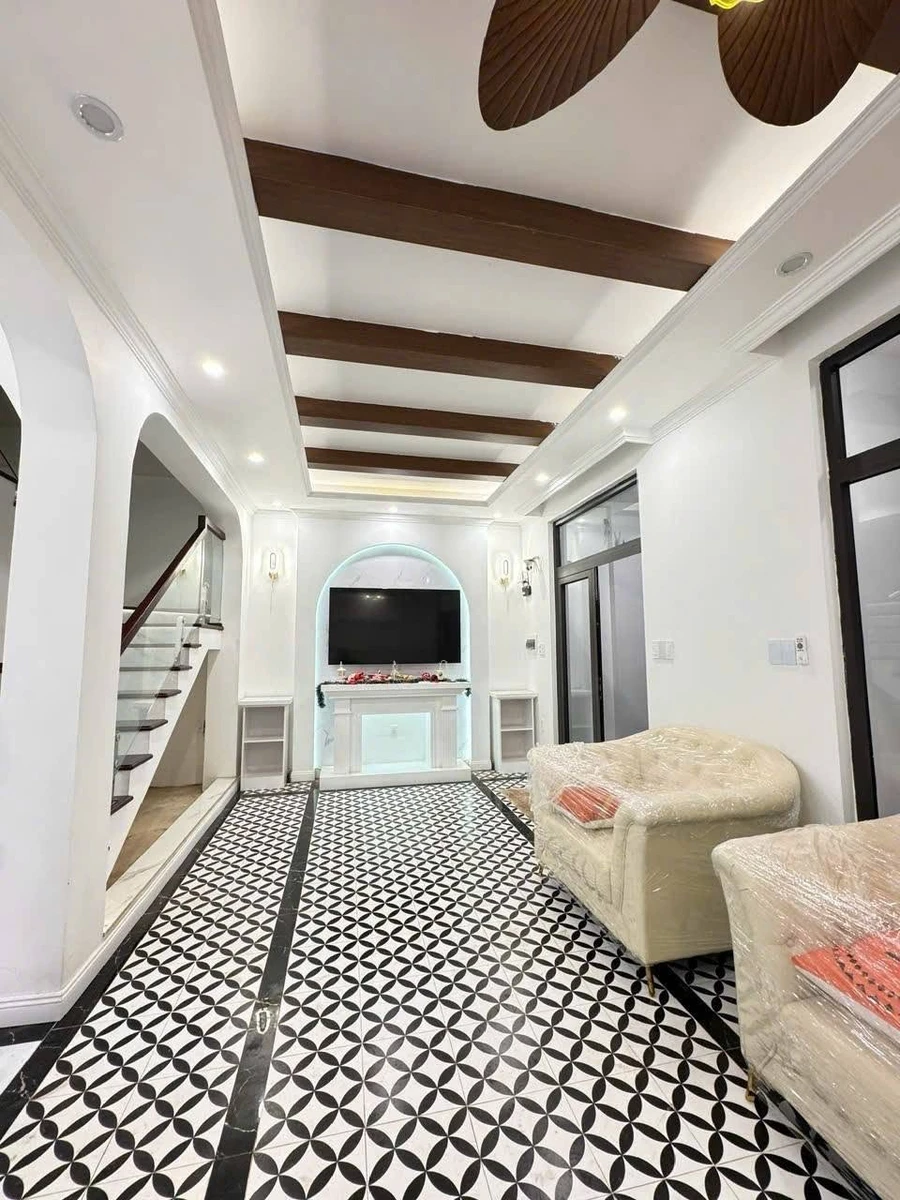 Bán nhà 3 tầng 247,7m² Royal Park TP Huế - Ảnh 1