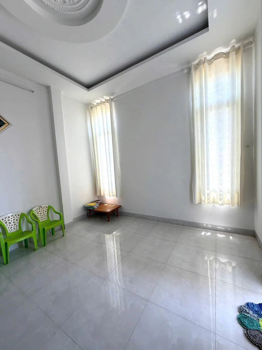 Bán nhà hẻm 3PN 88m² Nguyễn Tất Thành, Quận 5 - 5.8 tỷ - Ảnh thu nhỏ 4
