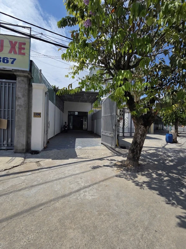 Bán nhà mặt tiền kinh doanh 129,8m² 5 tỷ Dĩ An
