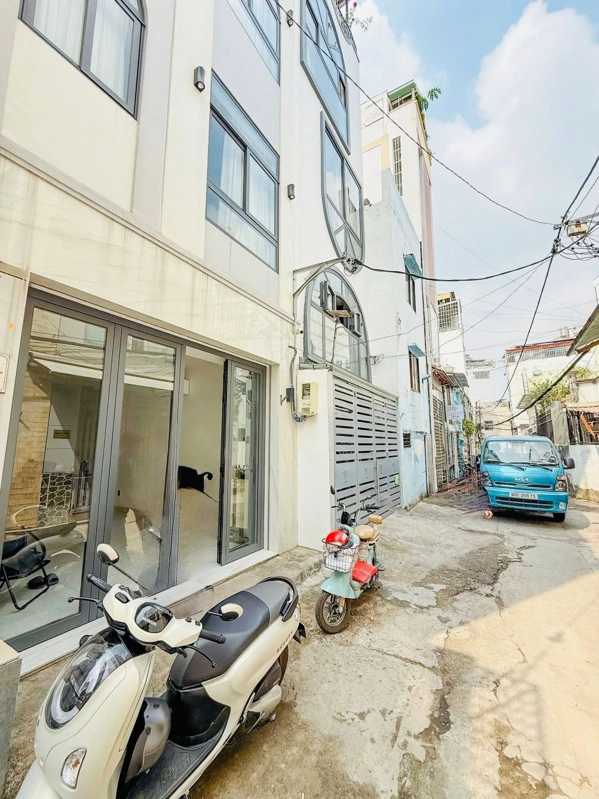 Bán nhà hẻm xe tải Nguyễn Xí 3 tầng 108m² Bình Thạnh - Ảnh 1