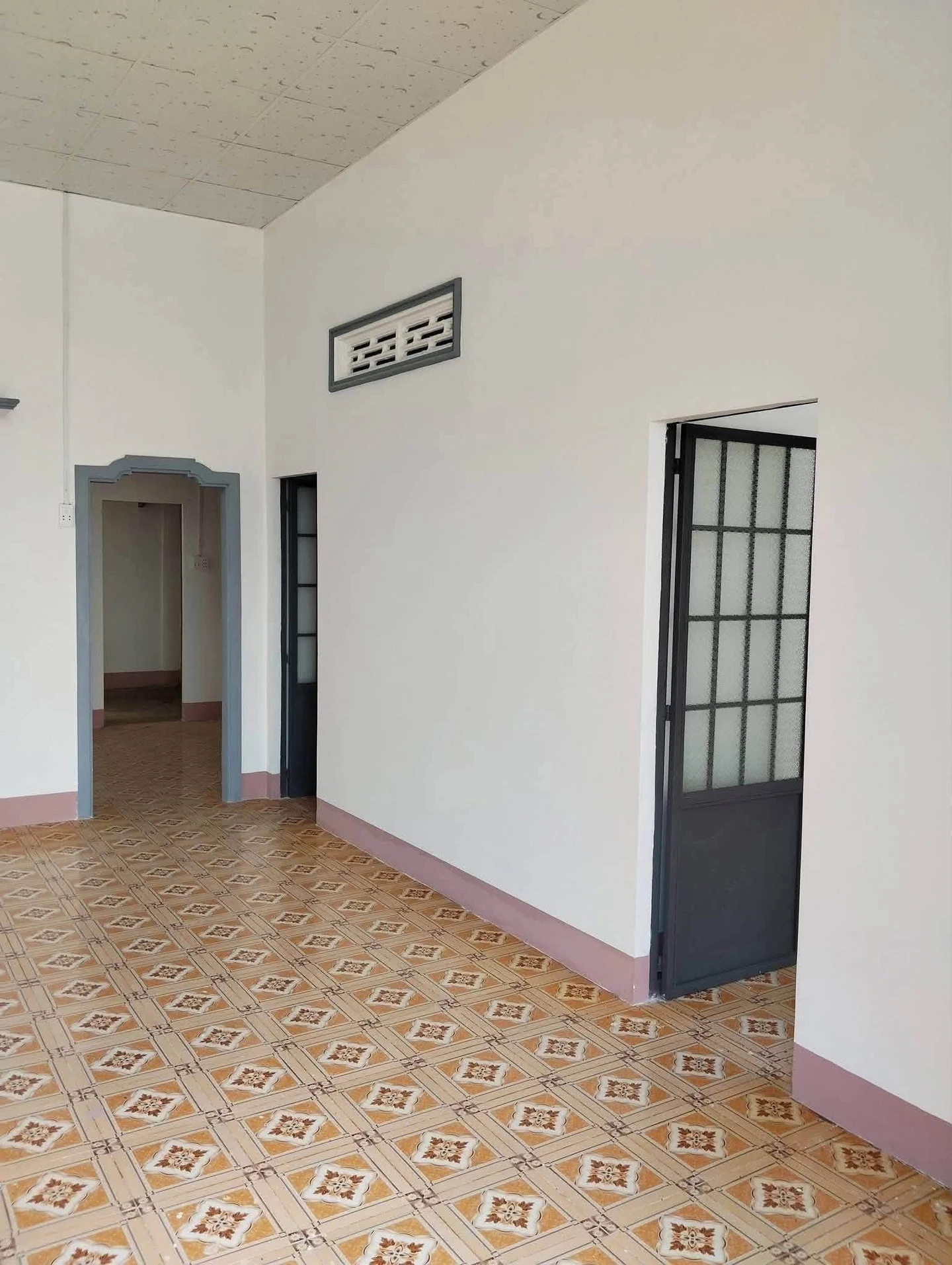Bán nhà 2 phòng ngủ 60m² gần trung tâm Đắk Lắk 2.3 tỷ - Ảnh 1