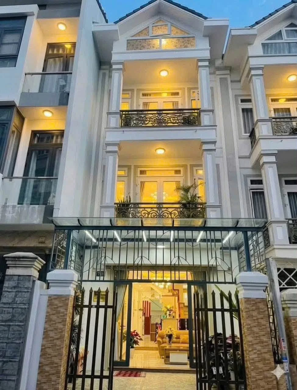 Bán nhà 3 tầng 4 phòng 335m² gần ĐH Đà Lạt 7 tỷ - Ảnh 1