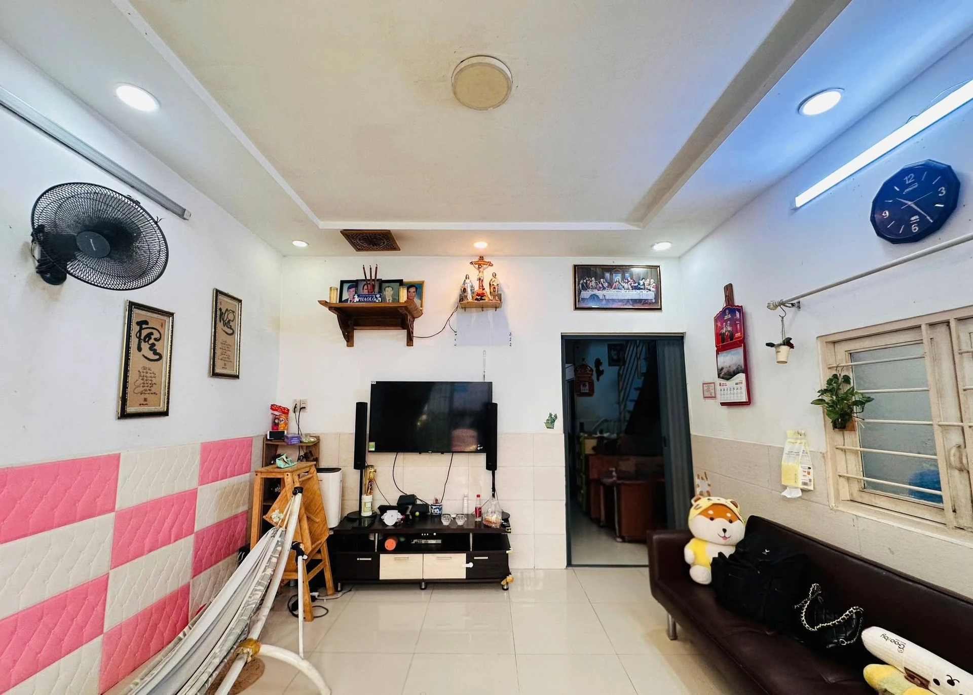 Bán nhà 2 tầng 3 phòng ngủ 62m2 Quốc Lộ 13 cũ 4,5 tỷ - Ảnh 1