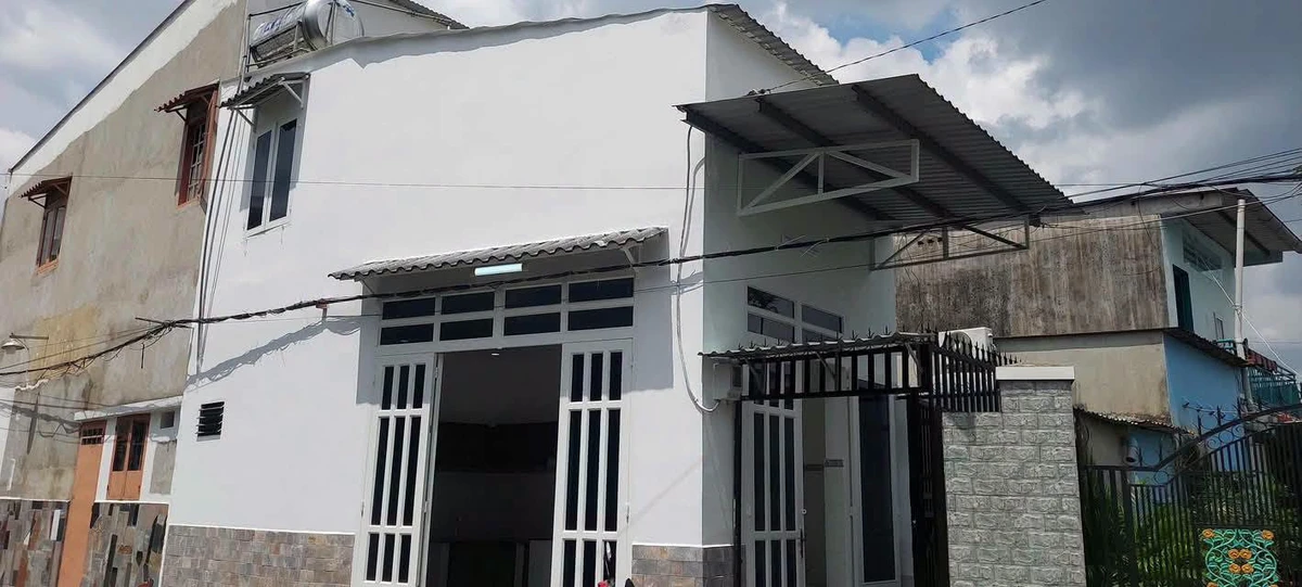 Bán nhà mặt tiền Ông Nước E 4x8m, 2PN, 2WC, Hóc Môn - Ảnh 1
