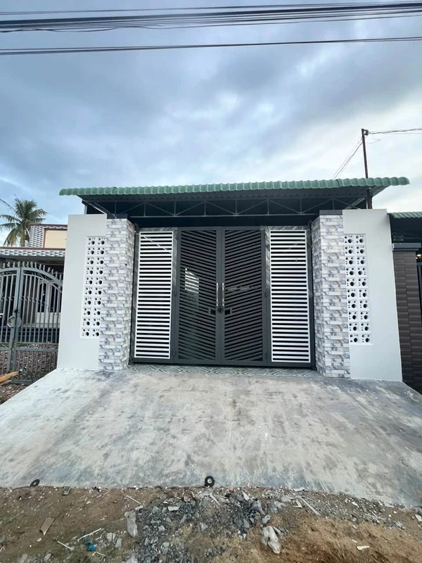 Bán nhà đất 100m² 3 phòng ngủ Tây Ninh 1,7 tỷ