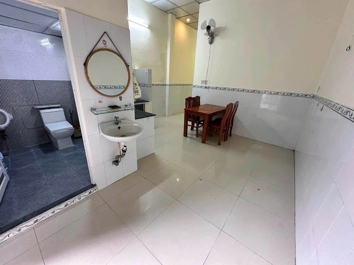Bán nhà 2PN Chu Văn An, Rạch Giá 81m² 1 tỷ 260 triệu - Ảnh thu nhỏ 2