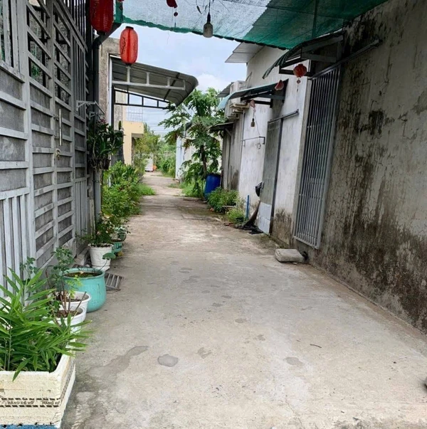 Bán nhà Vĩnh Long, 2PN 1WC, 80m² ngang 5m