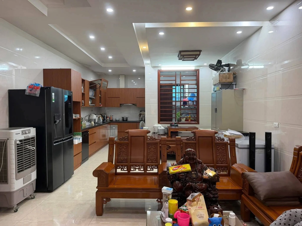 Bán nhà 3 tầng 93m² mặt đường Đội Cung, Thành Vinh - Ảnh thu nhỏ 3