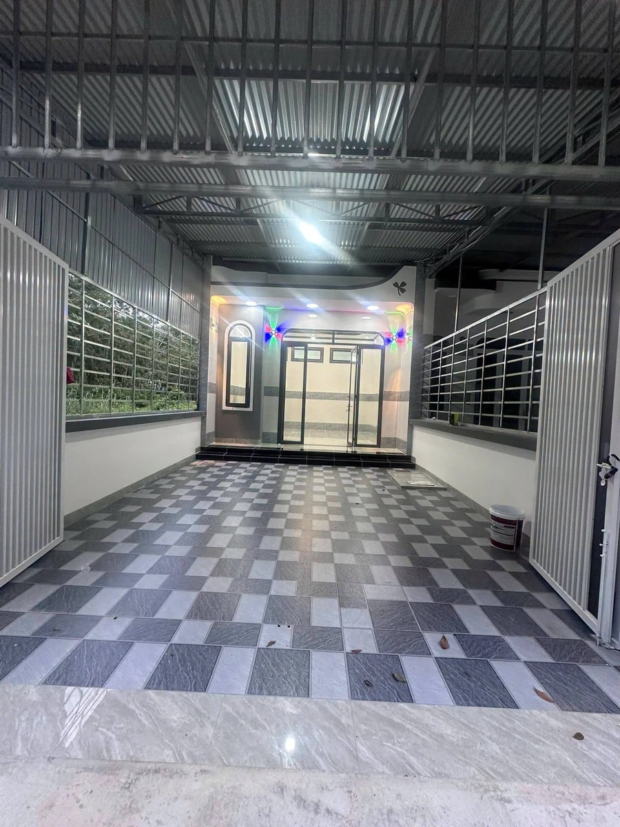Bán nhà mới 140m² thổ cư, sổ riêng, giá 990 triệu tại Phường Ninh Thạnh, Tây Ninh - Ảnh 1
