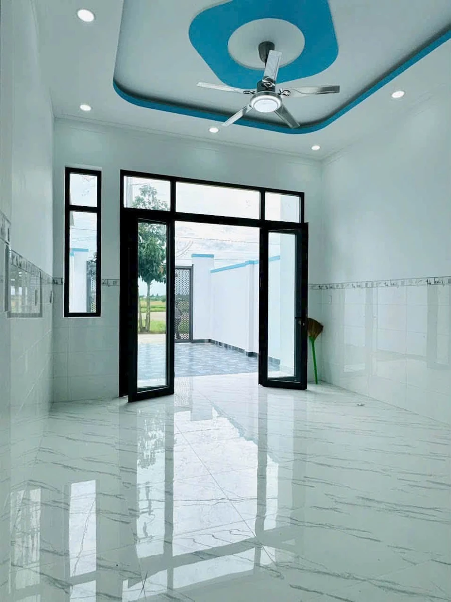 Bán nhà 1 trệt 1 lầu mặt tiền 140.7m² Phước Vĩnh Tây, Long An - Ảnh thu nhỏ 4