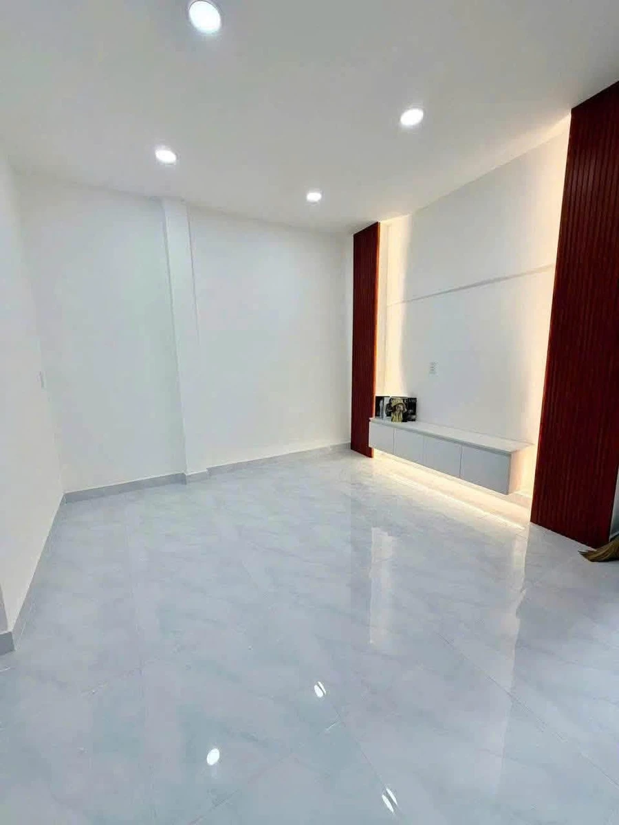 Bán nhà mặt tiền cầu chữ Y 50m2, giá 3 tỷ 250 - Ảnh thu nhỏ 2