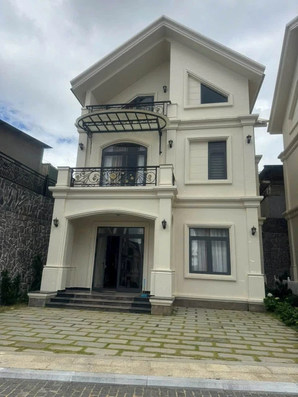 Bán biệt thự 5PN 260m² Royal Mănglin Đà Lạt 12.5 tỷ