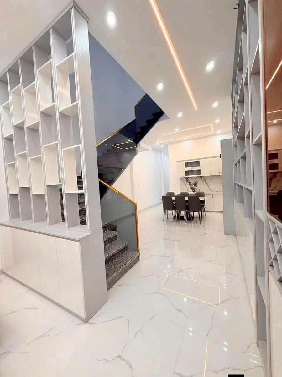 Bán nhà lầu 4PN, 158m² tại Cần Giuộc, Tây Ninh - 3 tỷ 300 - Ảnh thu nhỏ 5