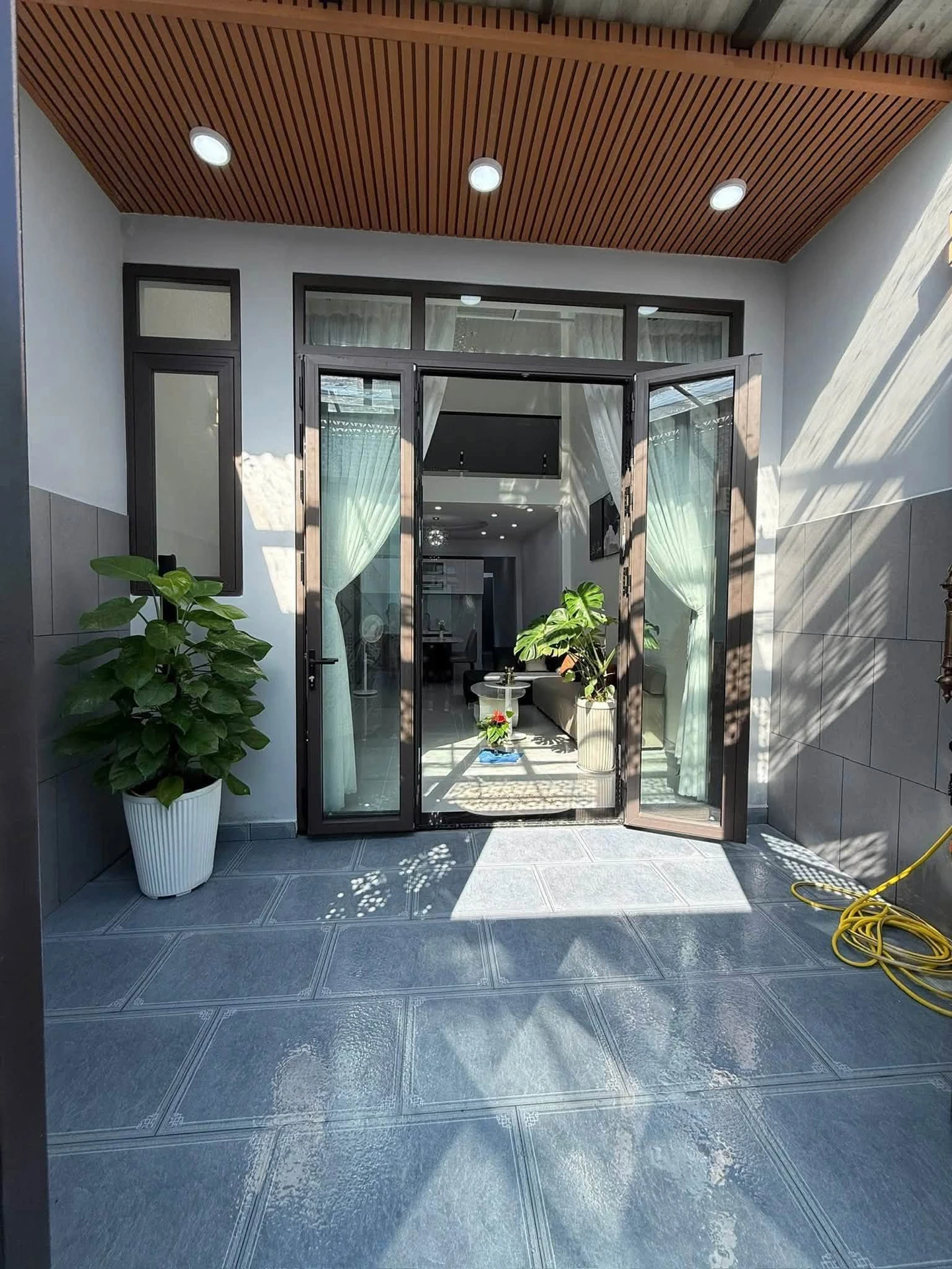 Bán nhà Hiệp Bình 64m², 3PN, full nội thất, 5,6 tỷ - Ảnh 1