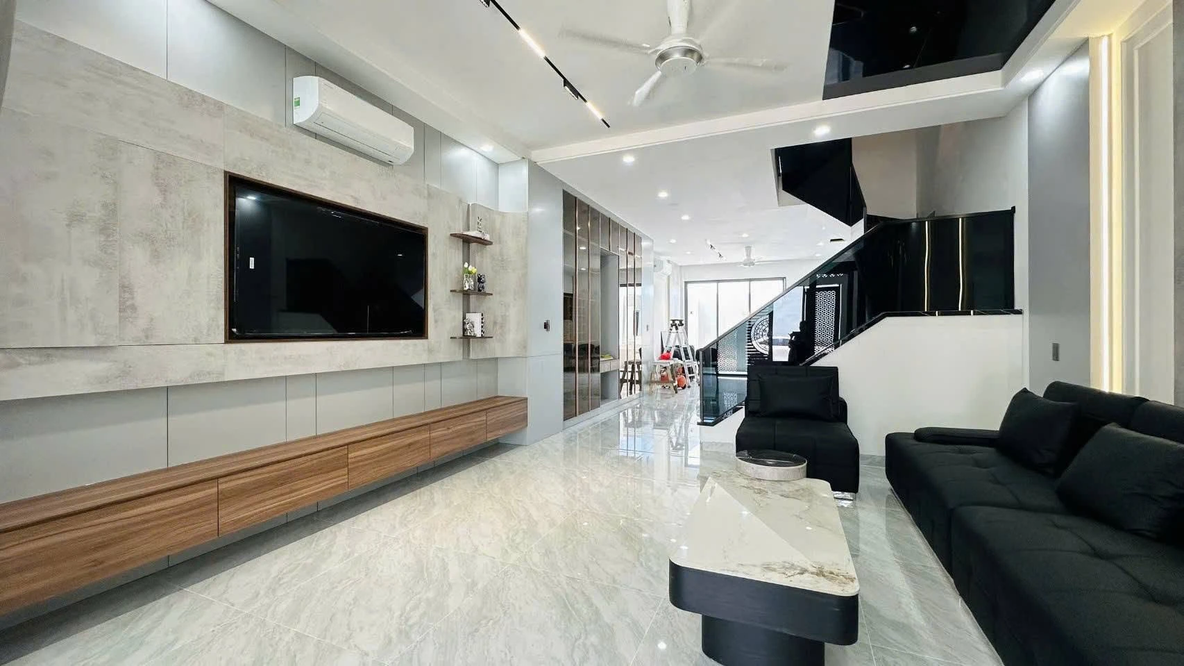 Bán nhà 3 tầng mới 100m² 3PN Nha Trang 8.9 tỷ - Ảnh 1