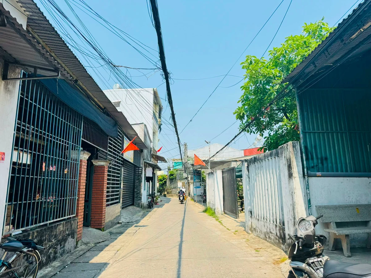 Bán đất mặt tiền Quang Trung 95m2, Quảng Ngãi - Ảnh 1