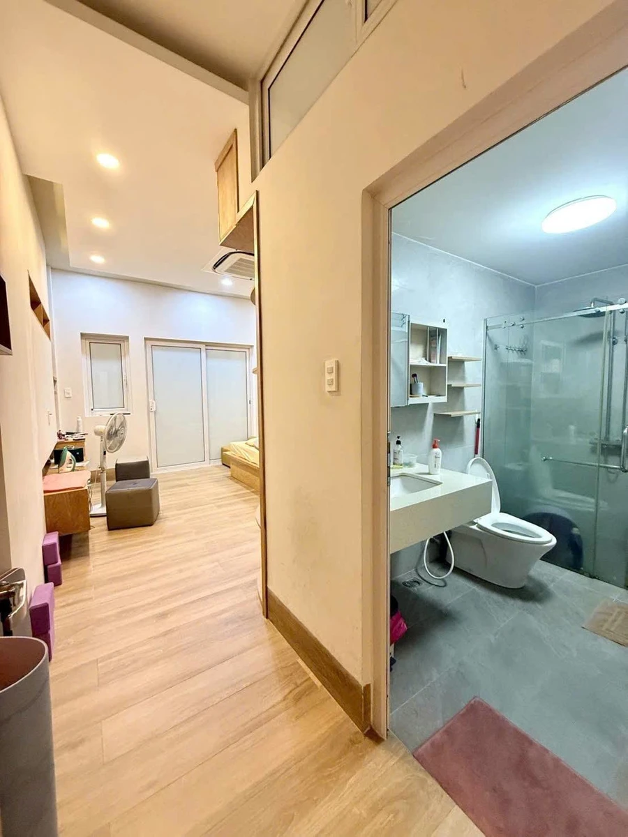 Bán nhà 6PN 6WC Sư Vạn Hạnh Quận 10, 63m2, 18 tỷ - Ảnh thu nhỏ 5