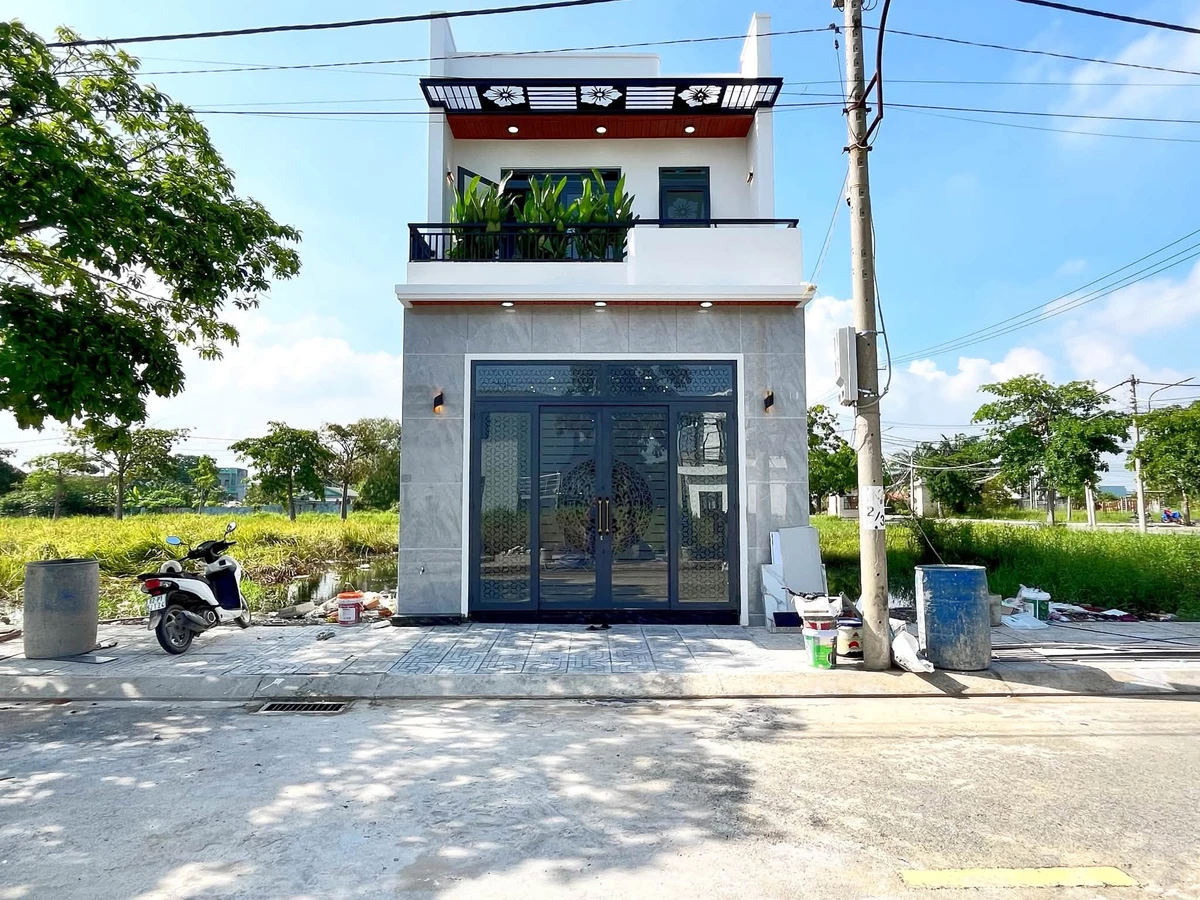 Bán nhà mặt tiền 77.5 m² ở Đức Hòa, Long An - Ảnh thu nhỏ 2