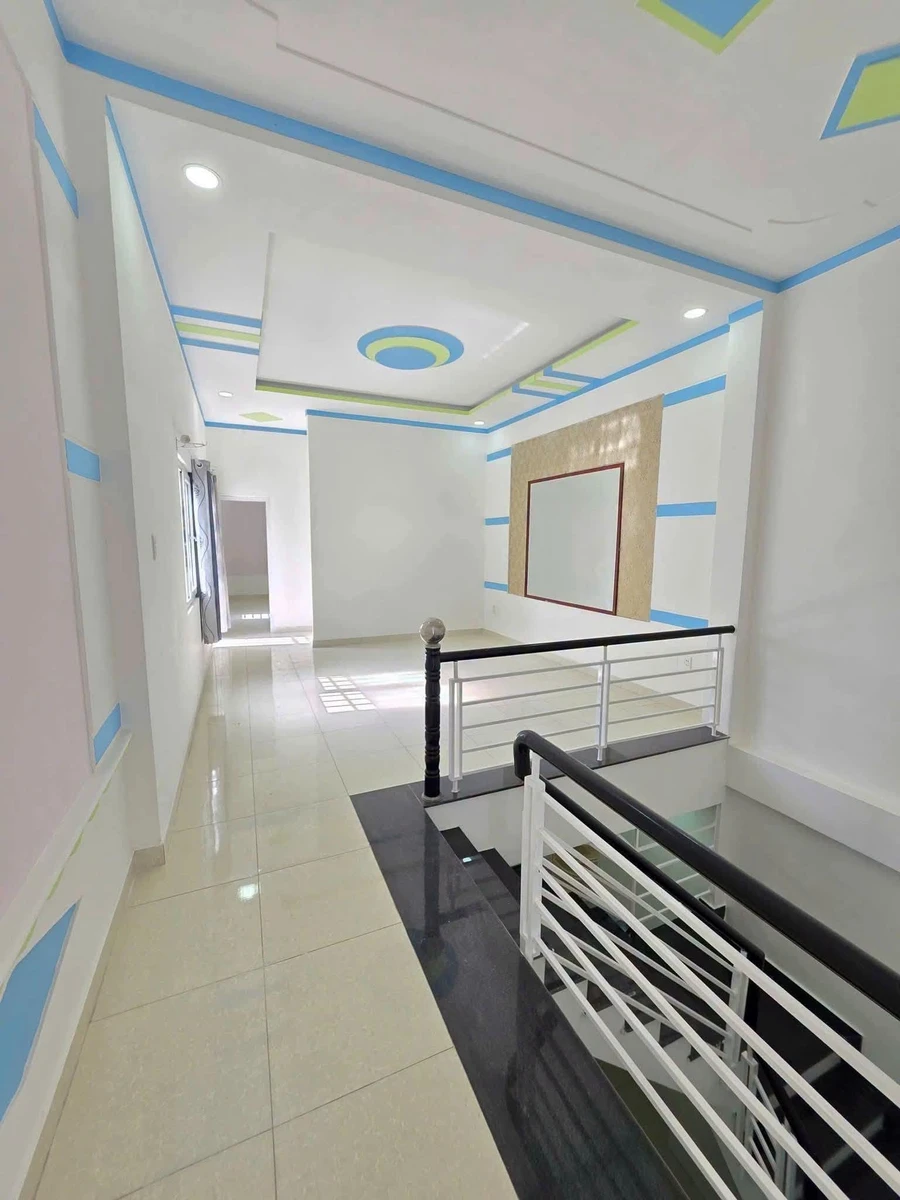 Bán nhà 4PN 127m² Đông Hòa gần BigC hơn 5 tỷ - Ảnh thu nhỏ 5