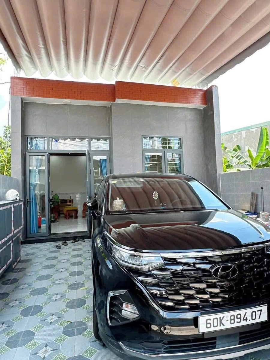 Bán nhà sổ hồng riêng 132m² 3 phòng ngủ gần Đại học Công nghệ, giá 2 tỷ 850 triệu - Ảnh thu nhỏ 2
