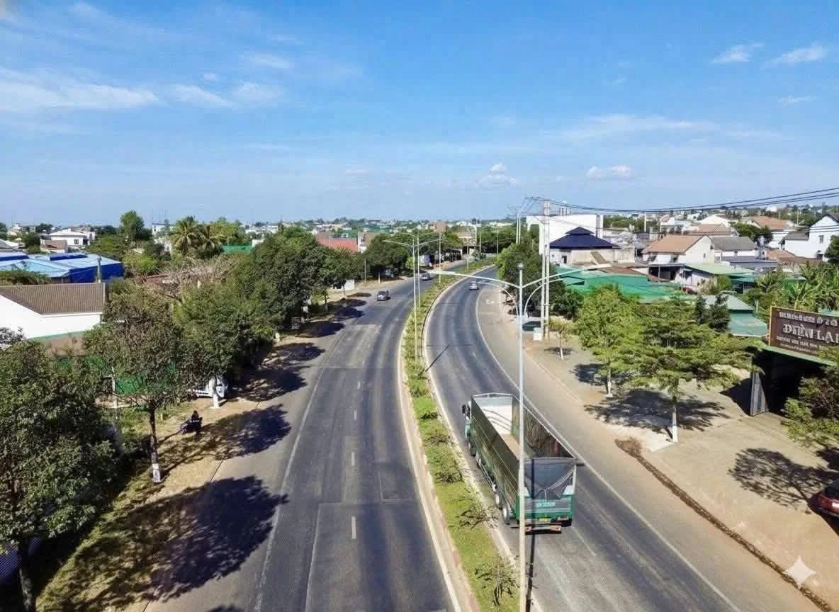 Bán đất 2 mặt tiền 4032 m² Buôn Ma Thuột 38 tỷ - Ảnh thu nhỏ 4