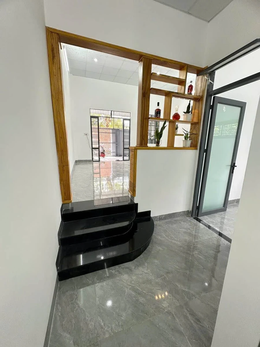 Bán nhà 88/18 Trần Quý Cáp, Buôn Ma Thuột, 3 phòng ngủ, sân ô tô, giá 2,65 tỷ - Ảnh thu nhỏ 4