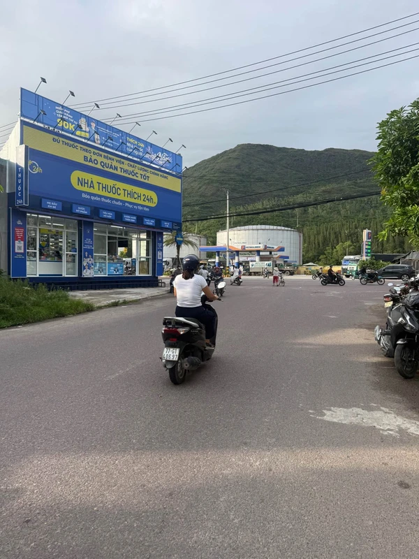 Bán lô góc trục chính TĐC An Thạnh P. An Thạnh, TP. Thuận An (nay là P. Thuận An, TP. HCM) bannhamoduc