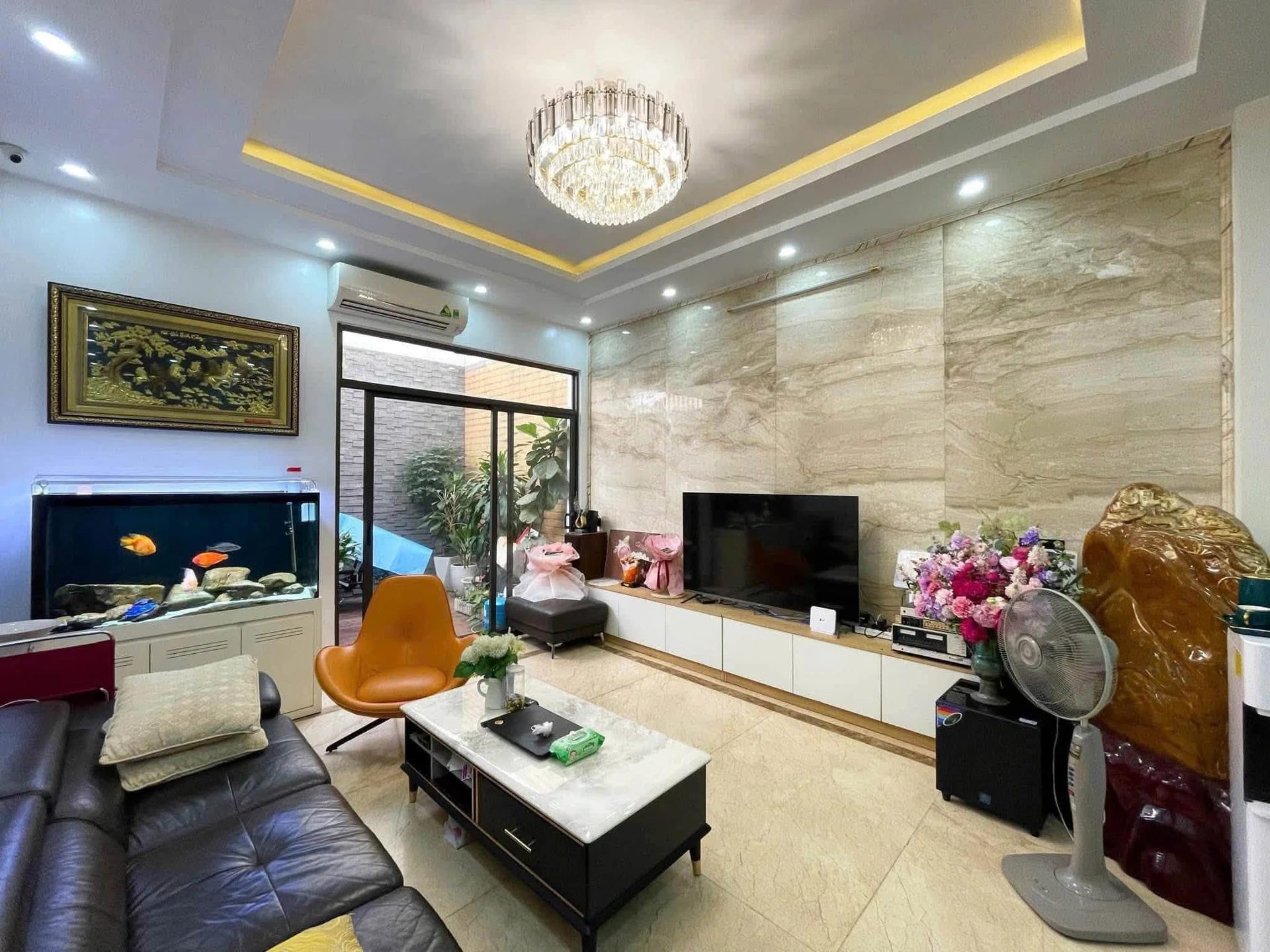 Bán nhà mặt đường Hoàng Thế Thiện 92m² 4 tầng 13,5 tỷ - Ảnh 1