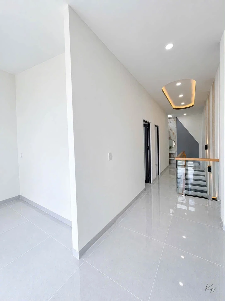 Bán nhà 120m² 3 phòng ngủ sân ô tô Diên Phú, Khánh Hòa, giá 1 tỷ 790 triệu - Ảnh thu nhỏ 4
