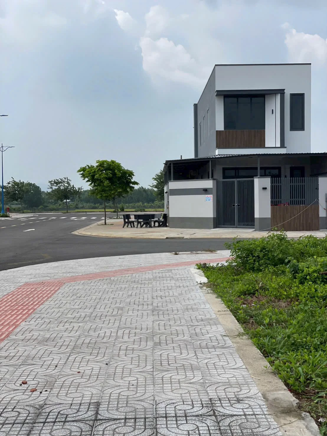 Bán lô góc 2 mặt tiền 135m² Hòa Long giá 2,95 tỷ - Ảnh 1