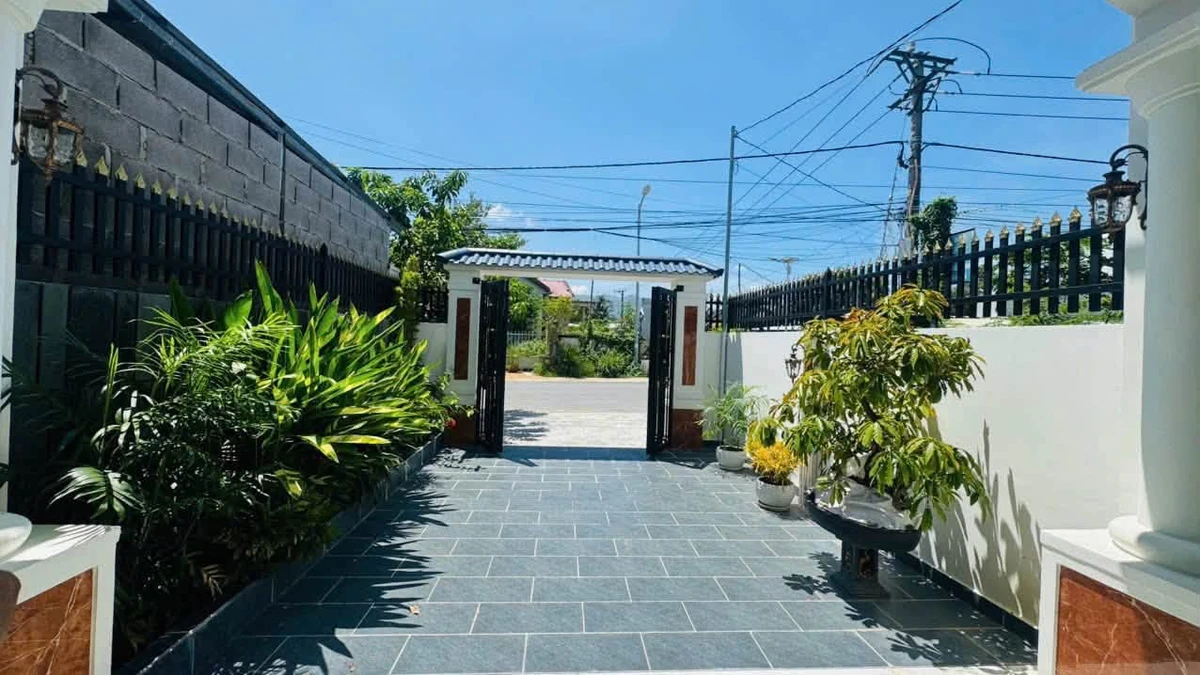Bán nhà mặt tiền 3PN 158m2 Hóc Môn 3 tỷ 280tr - Ảnh thu nhỏ 5