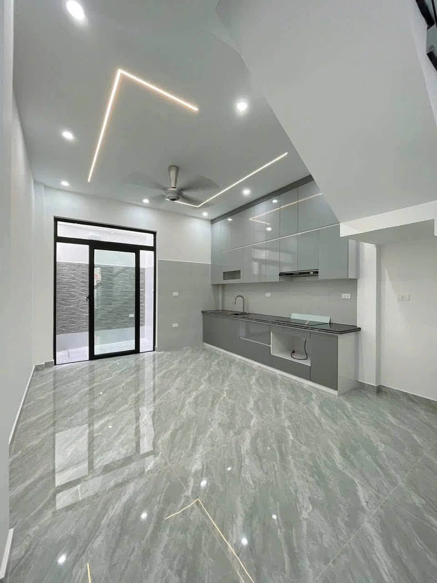 Nhà phố 3 tầng 60m2, 3 PN, 3 WC, sân cổng - 3.45 tỷ Quận 12 - Ảnh thu nhỏ 4