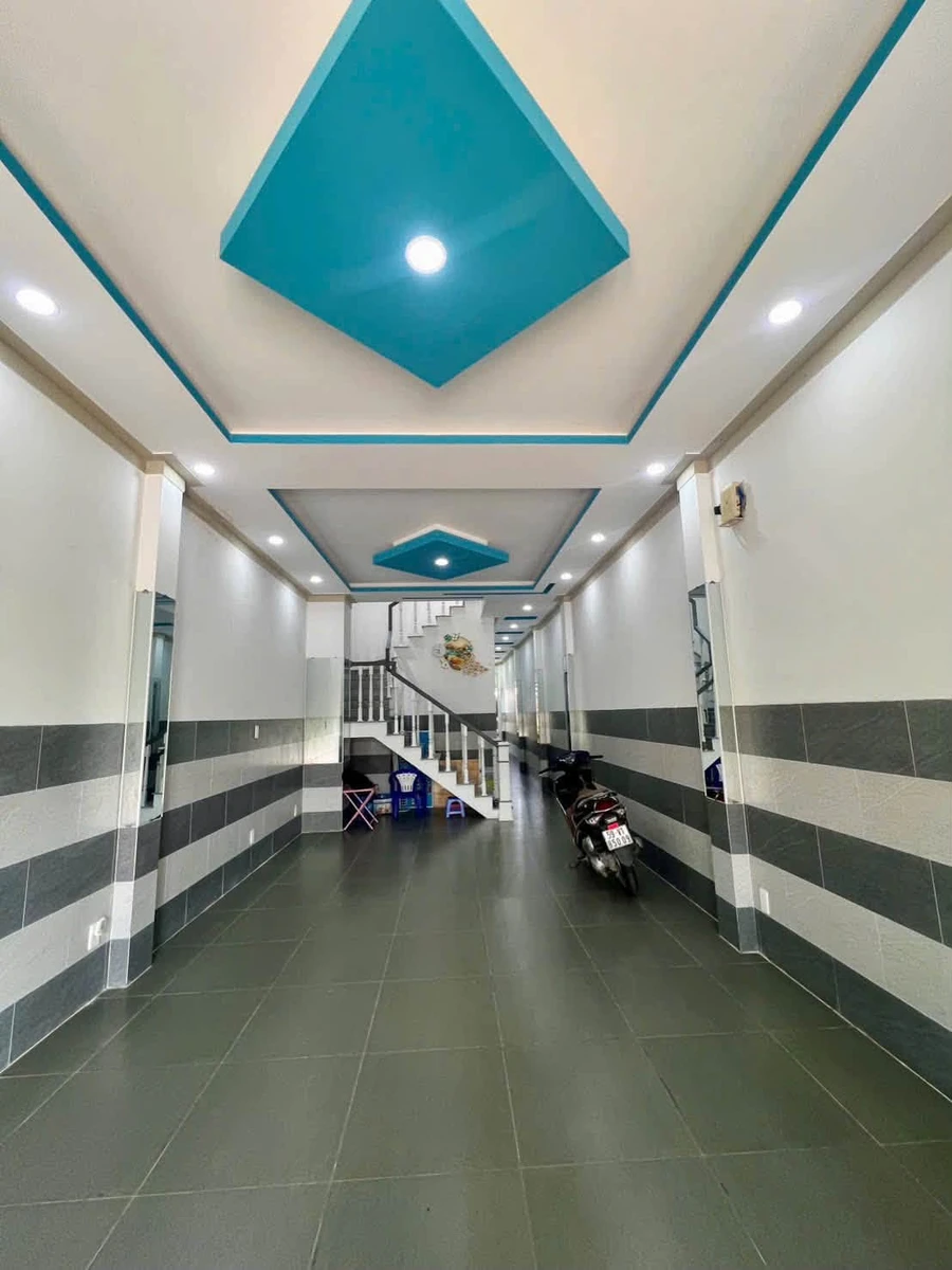 Bán nhà 1 trệt 2 lầu view biển Phan Thiết 80m2 - 4 tỷ 8 - Ảnh thu nhỏ 3