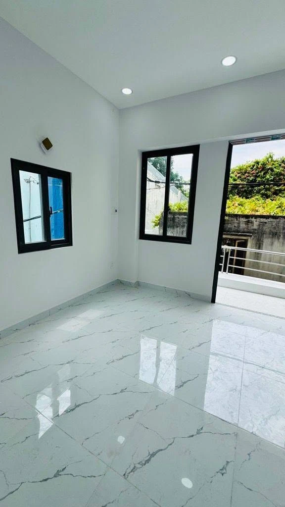Bán nhà Quận 1, 30m², mặt tiền Hoàng Sa, 6 tỷ - Ảnh thu nhỏ 2