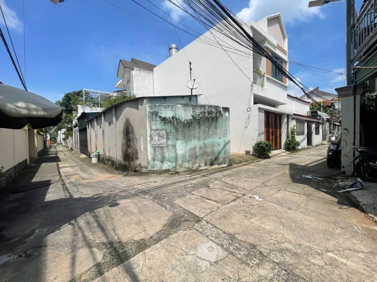 Bán lô đất góc 2 mặt tiền, 71.5m2 sổ riêng thổ cư, đường Nguyễn Ái Quốc gần Giáo xứ Thuận Hòa - Ảnh 1