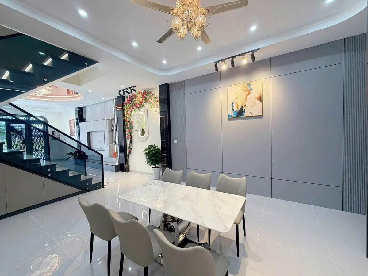 Bán nhà 3PN nguyên căn Tây Bắc 100m2, giá 4 tỷ - Ảnh thu nhỏ 4