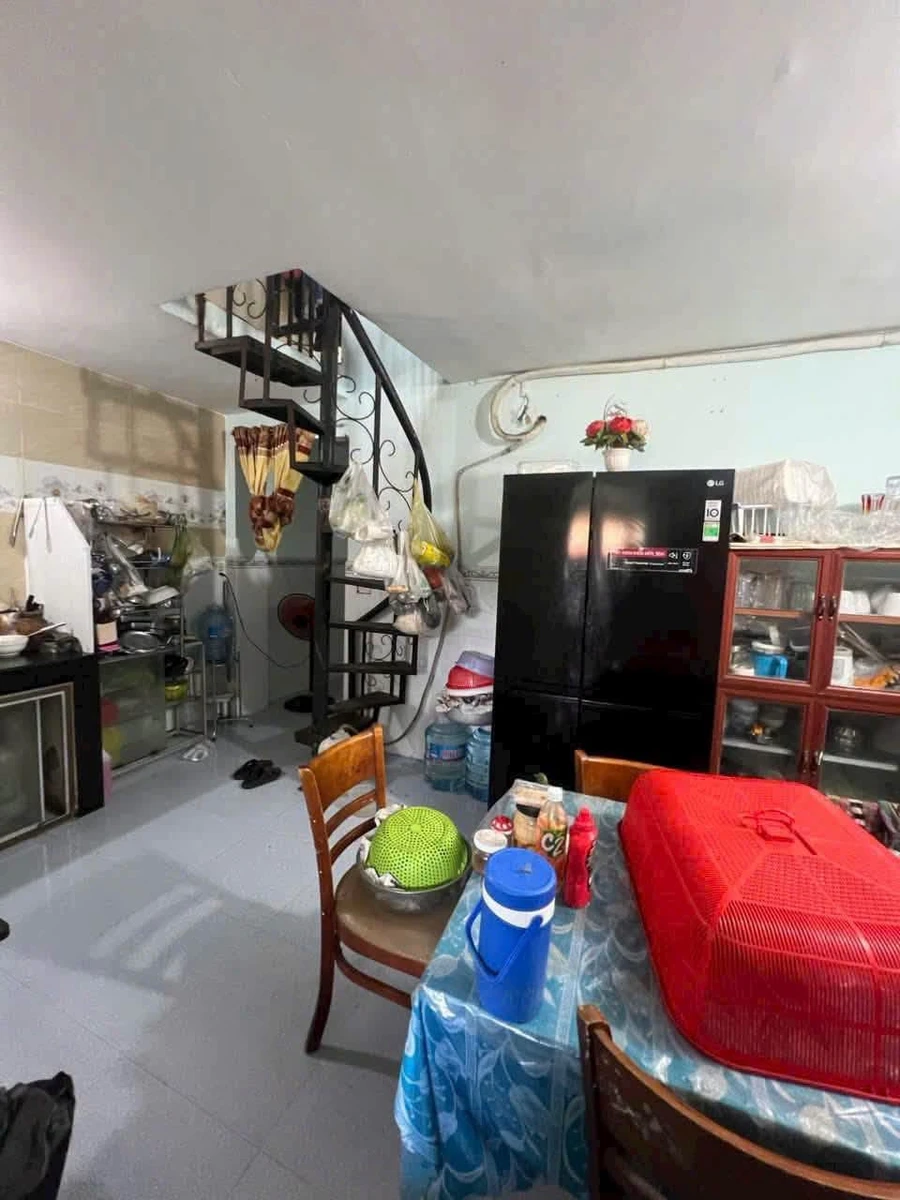 Bán nhà 4 phòng ngủ 90m² Bùi Trọng Nghĩa, Bình Dương - Ảnh thu nhỏ 2