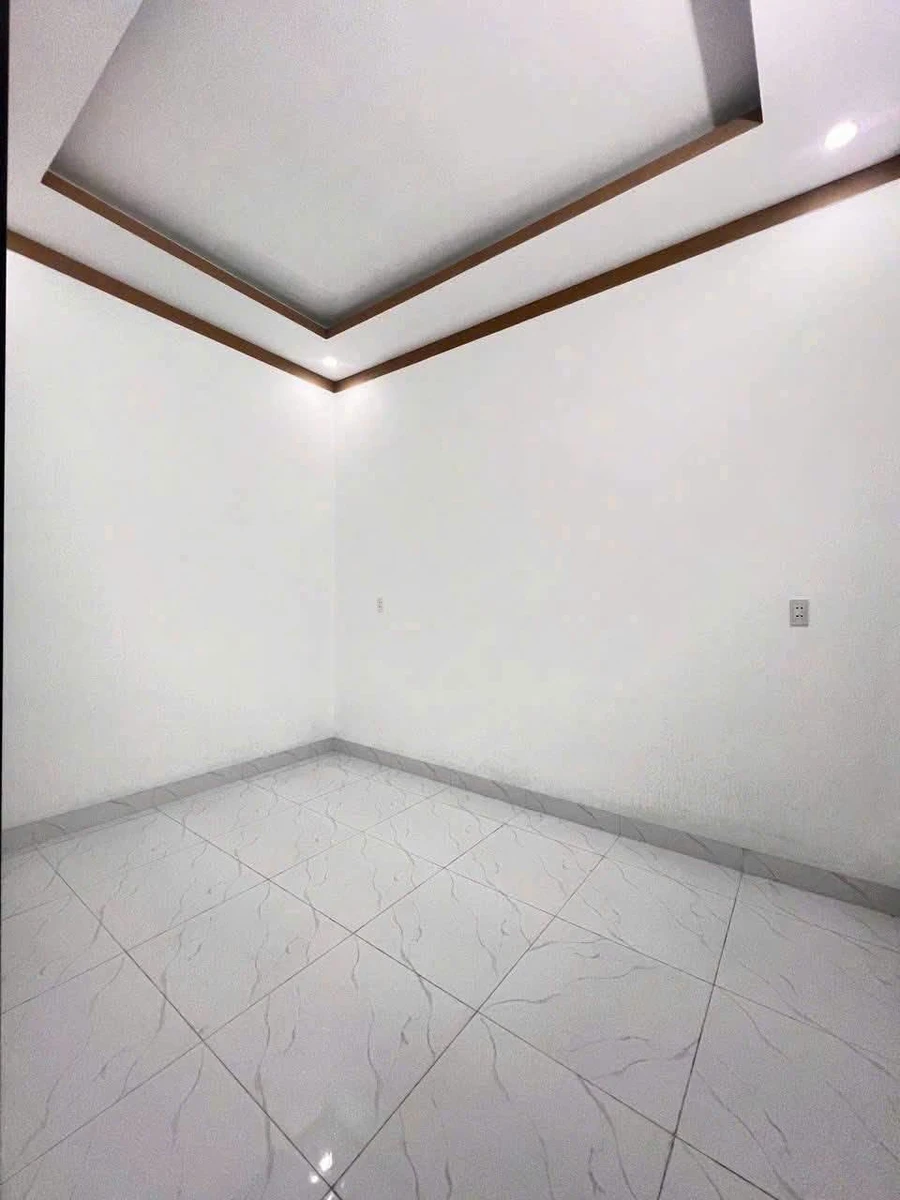 Bán nhà cấp 4 góc 2 mặt tiền 100m2 Long Bình - Ảnh thu nhỏ 5