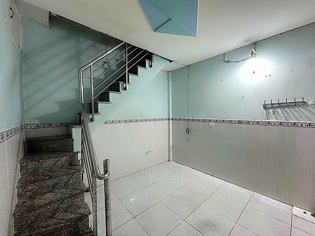 Nhà bán 2 tầng Trần Xuân Soạn 16m² 1.98 tỷ Quận 7 - Ảnh thu nhỏ 3